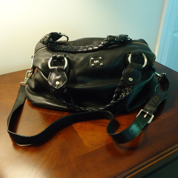 Michael Kors Shoulder Handbag - Picture 2 of 10